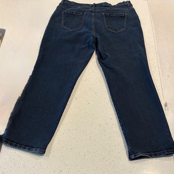 Gloria Vanderbilt  Amanda Jeans - Picture 3 of 4